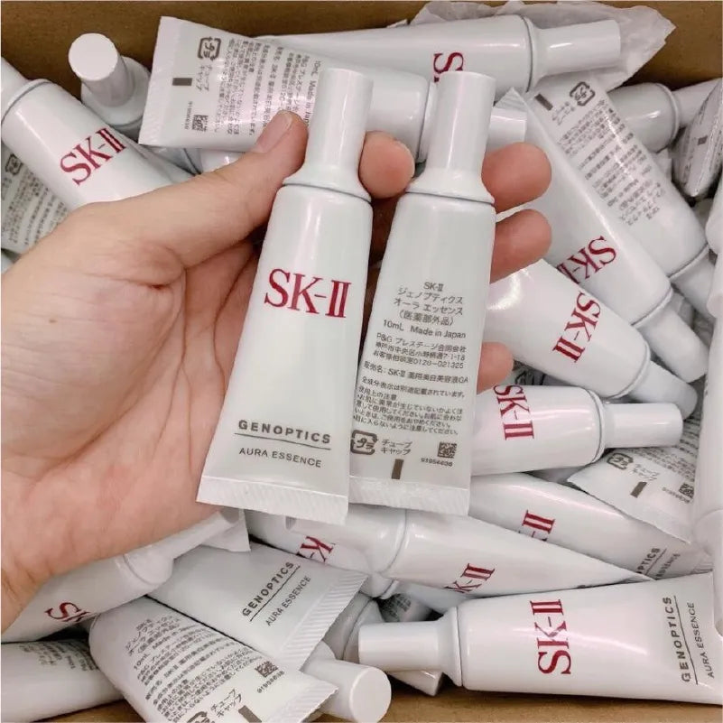 SK-II GenOptics InfinitAura Essence